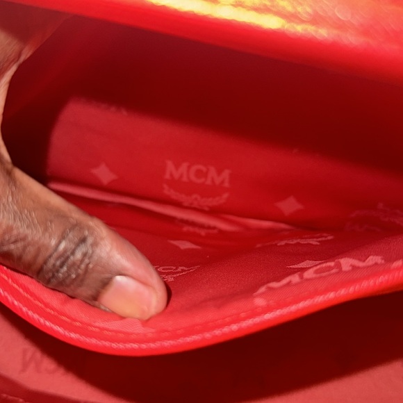 Authentic MCM Nouvo Saffiano Handbag missing Cross Body Strap EUC in Tomato Red - Picture 8 of 17